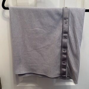 Lululemon Reversible Gray/Gray Stripe Infinity Scarf w/Snaps to Make a Wrap